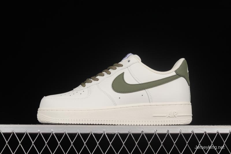 NIKE Air Force 1'07 Low Beige, White and Green Color Matching Low-Top Casual Sneakers CQ5059-110