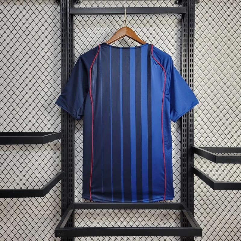 04/05 Retro Barcelona Away Jersey