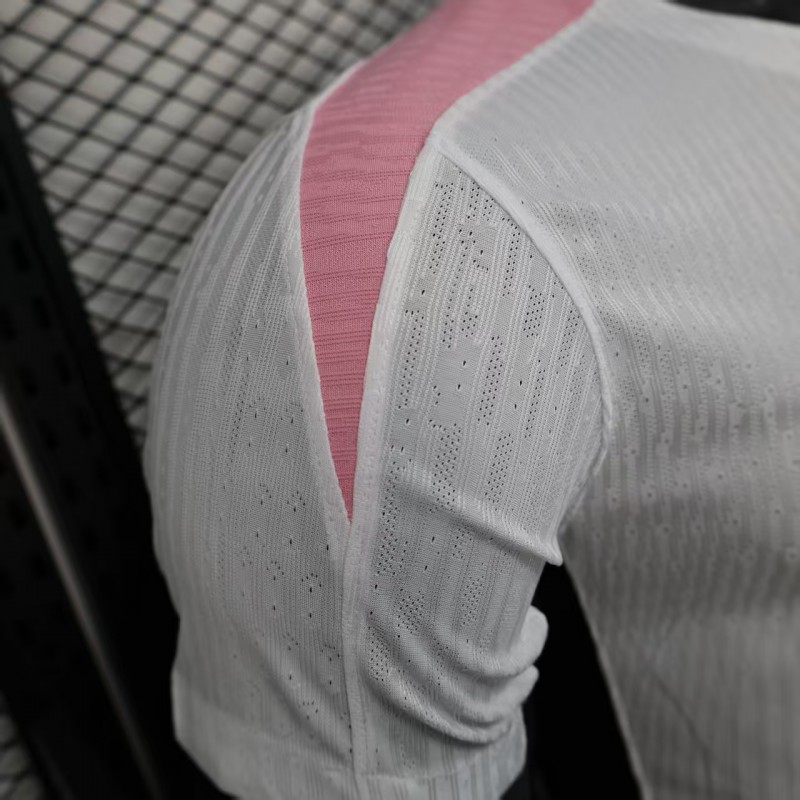 Player Version 25/26 Paris Saint-Germain White with Pink Trim Jersey