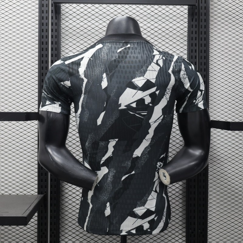 Player Version 25/26 FC 
Al-Ittihad Black with Abstract Camouflage Pattern Jersey