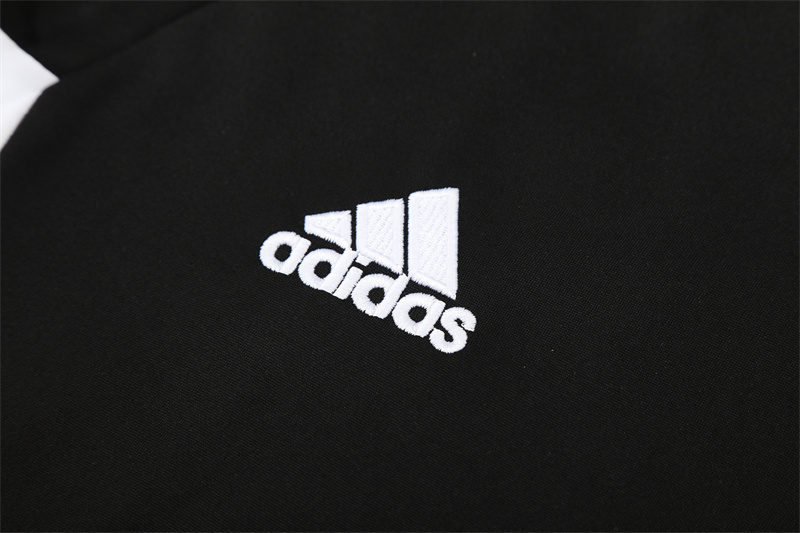 Retro 08/09 Real Madrid Black Half Zipper Jacket