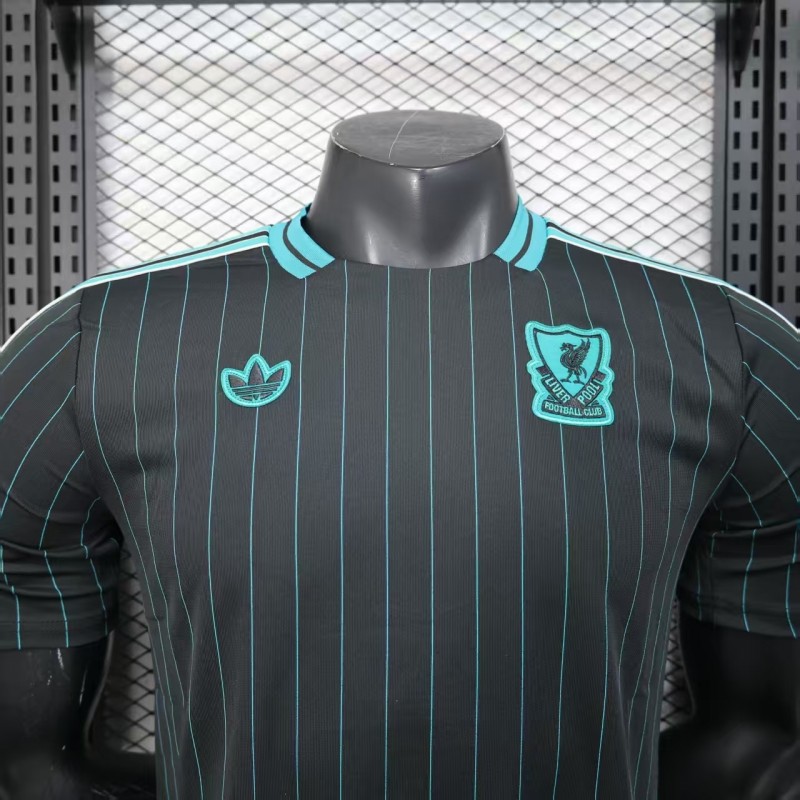 Player Version 25/26 Liverpool Black Adidas Original Casual Jersey