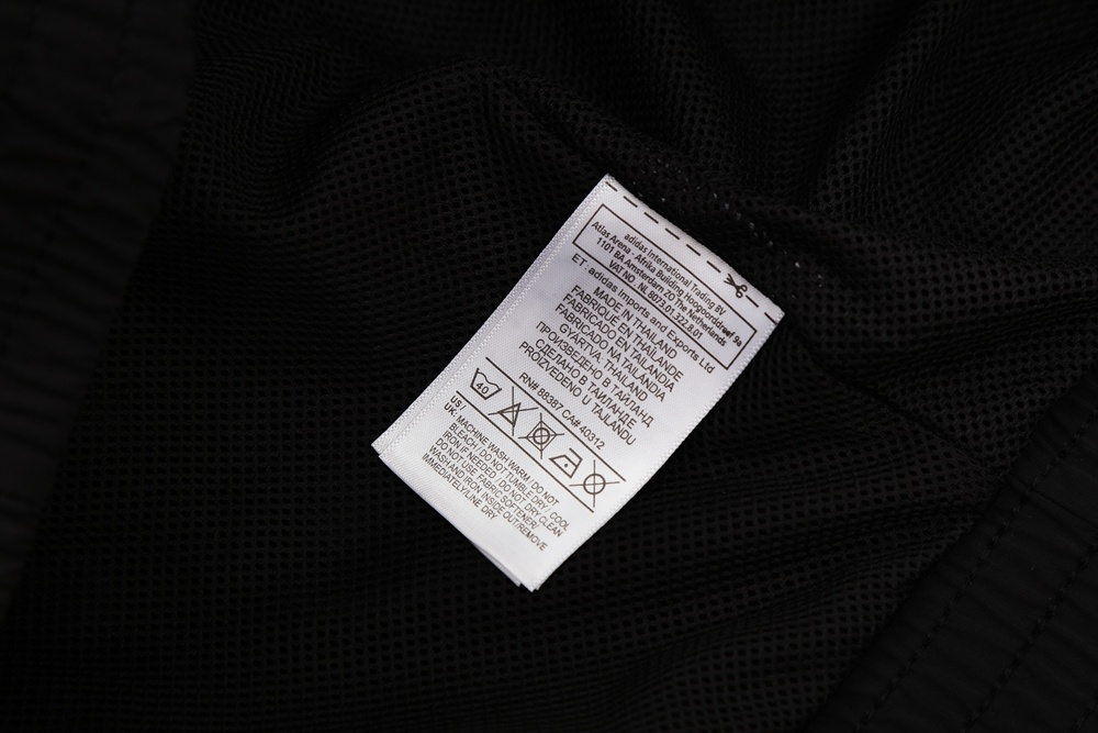 25/26 Manchester United Black Half Zipper Jacket+Long Pants S-3XL