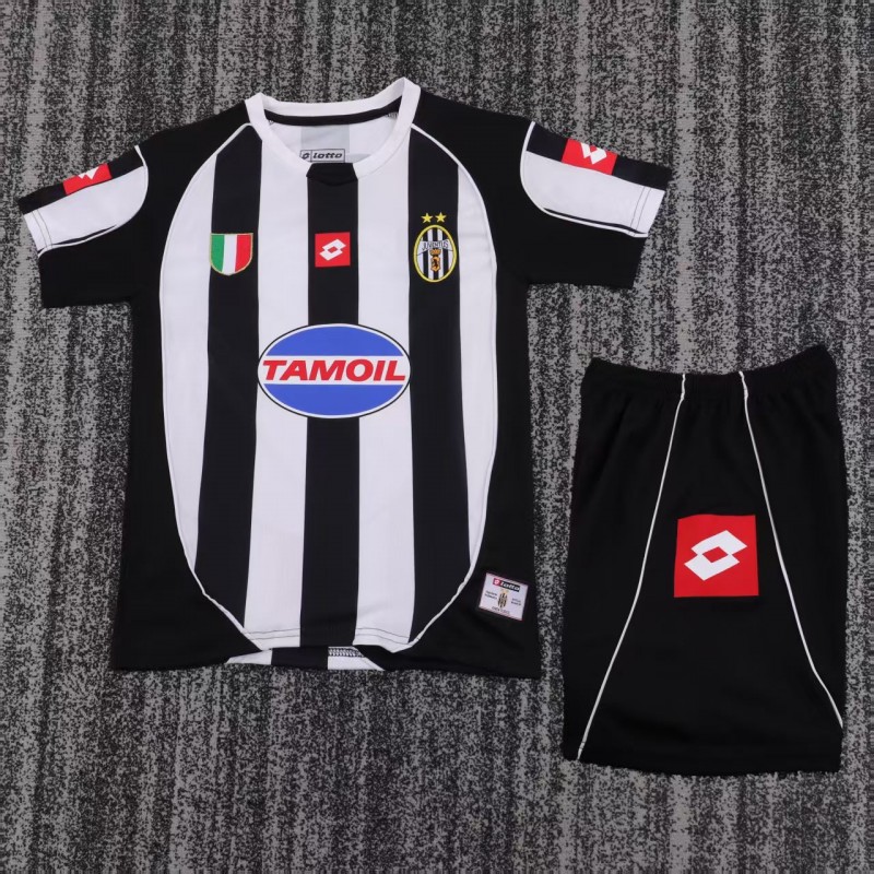 Retro Kids 02/03 Juventus Black White Home Jersey
