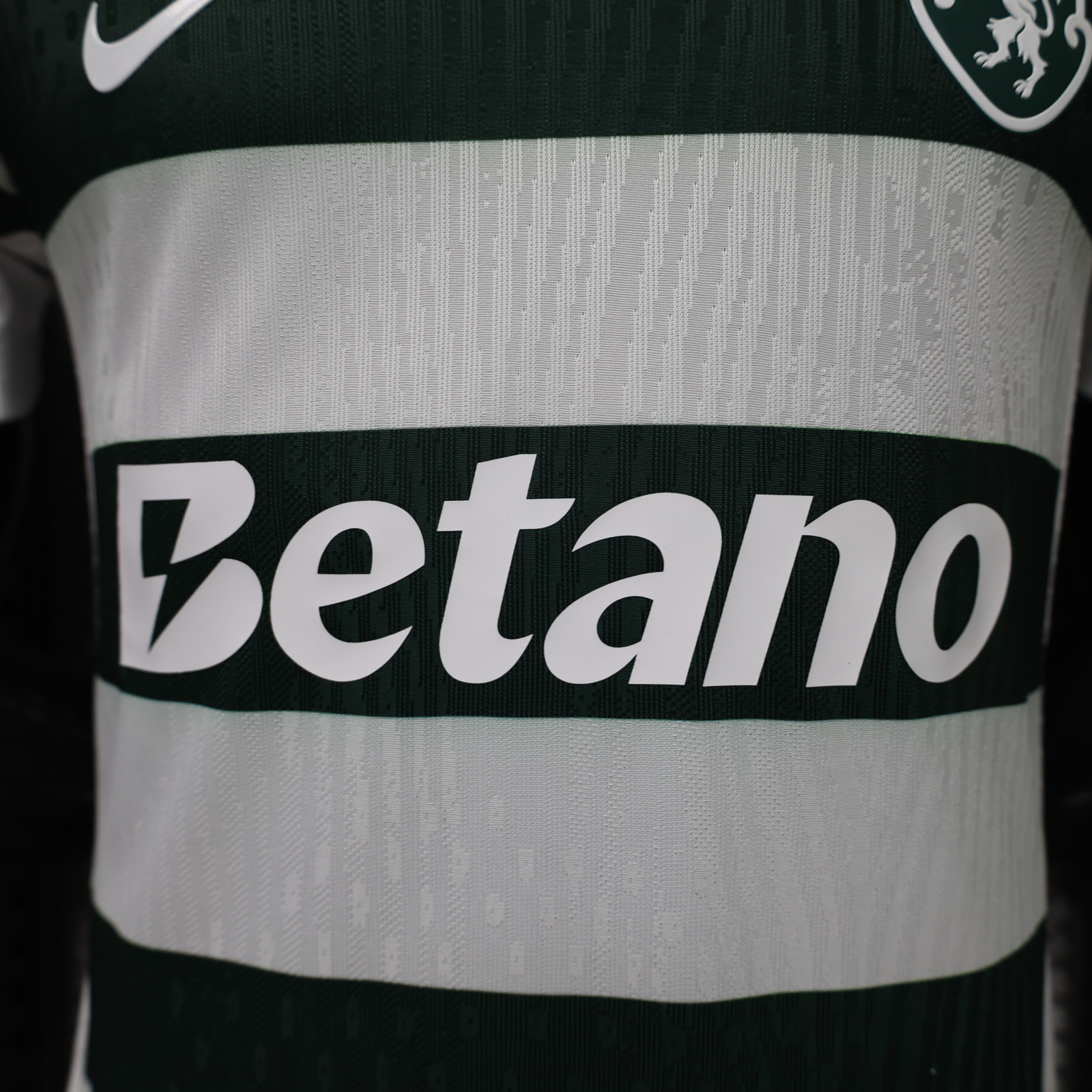 Player Version 26/27 Sporting Lisbon Home Green Stripes Jersey