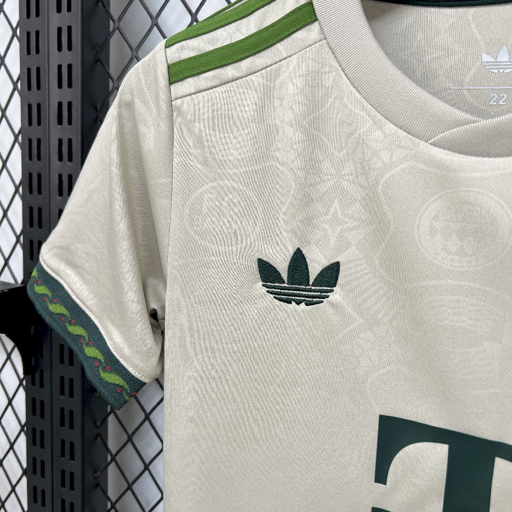 2025/26 Kids Bayern Munich Oktoberfest Kit