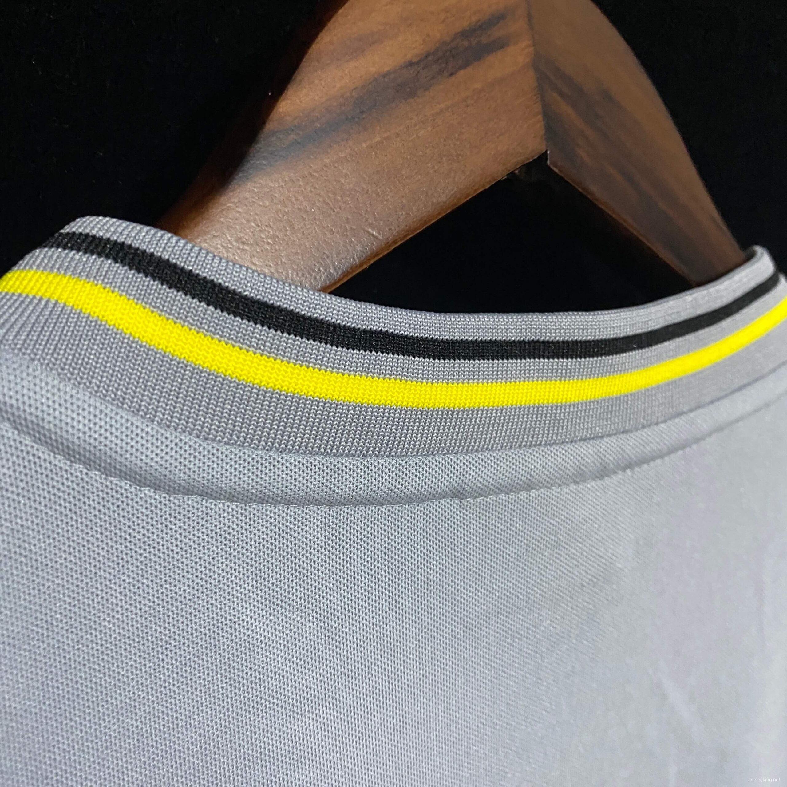 Retro 00/01 Borussia Dortmund Away Grey Jersey