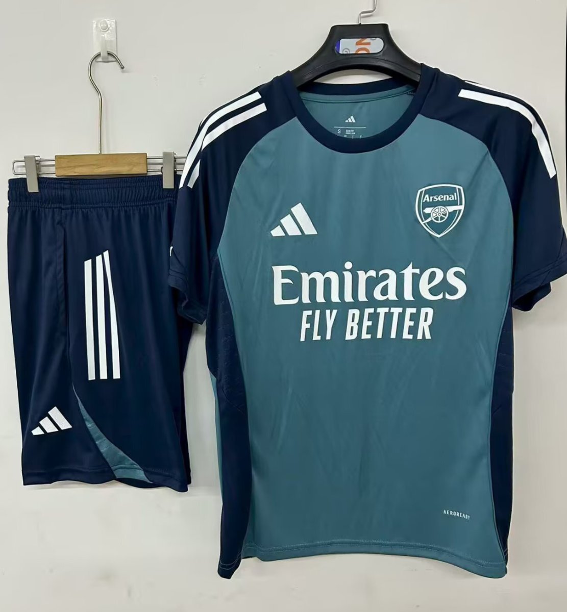 25/26 Arsenal Pre-Match Training Jersey Navy Blue+ Shorts