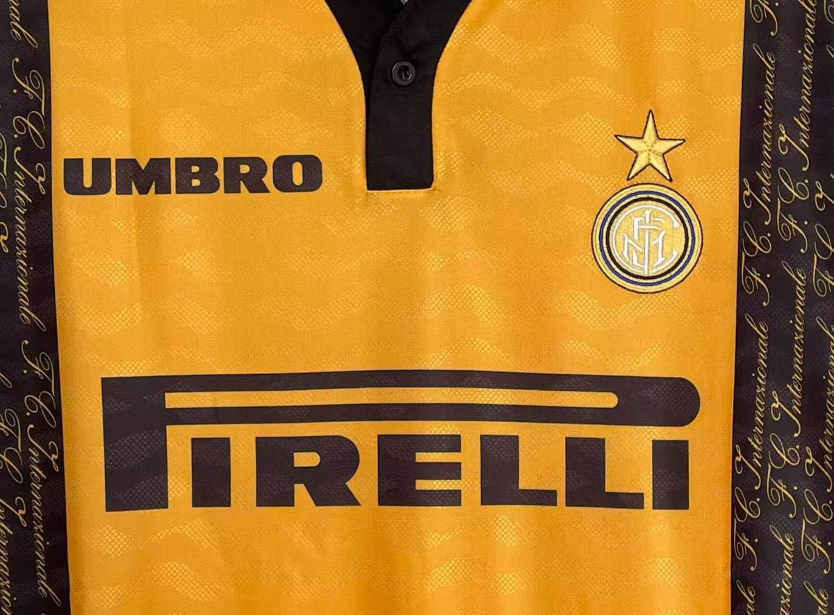 Retro 96/97 Inter Milan Third Jersey