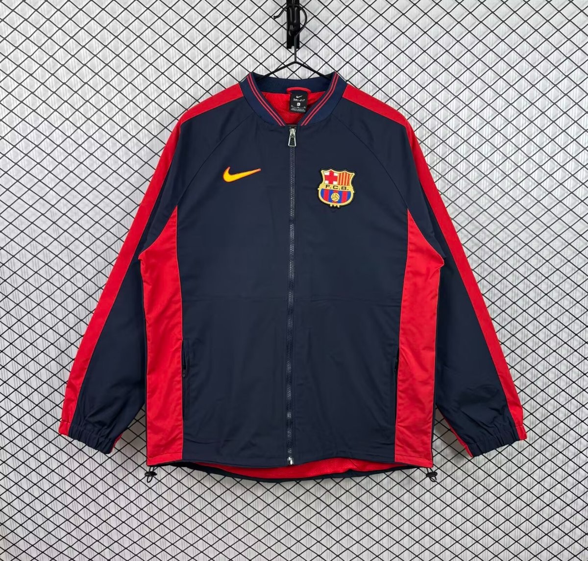 Retro 1998/99 Barcelona Nike Vintage Navy/Red Windbreaker